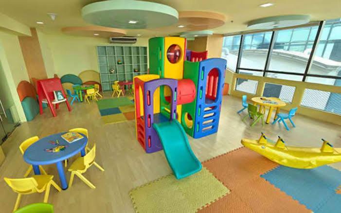 Family Staycation With Pool Manila Eksteriør billede